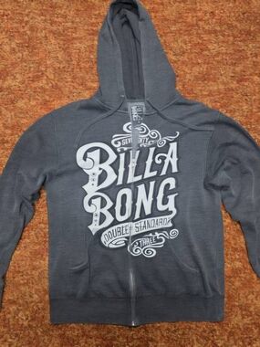 Vintage y2k billabong "seventy-three"  large-graphic zip up hoodie. Size medium